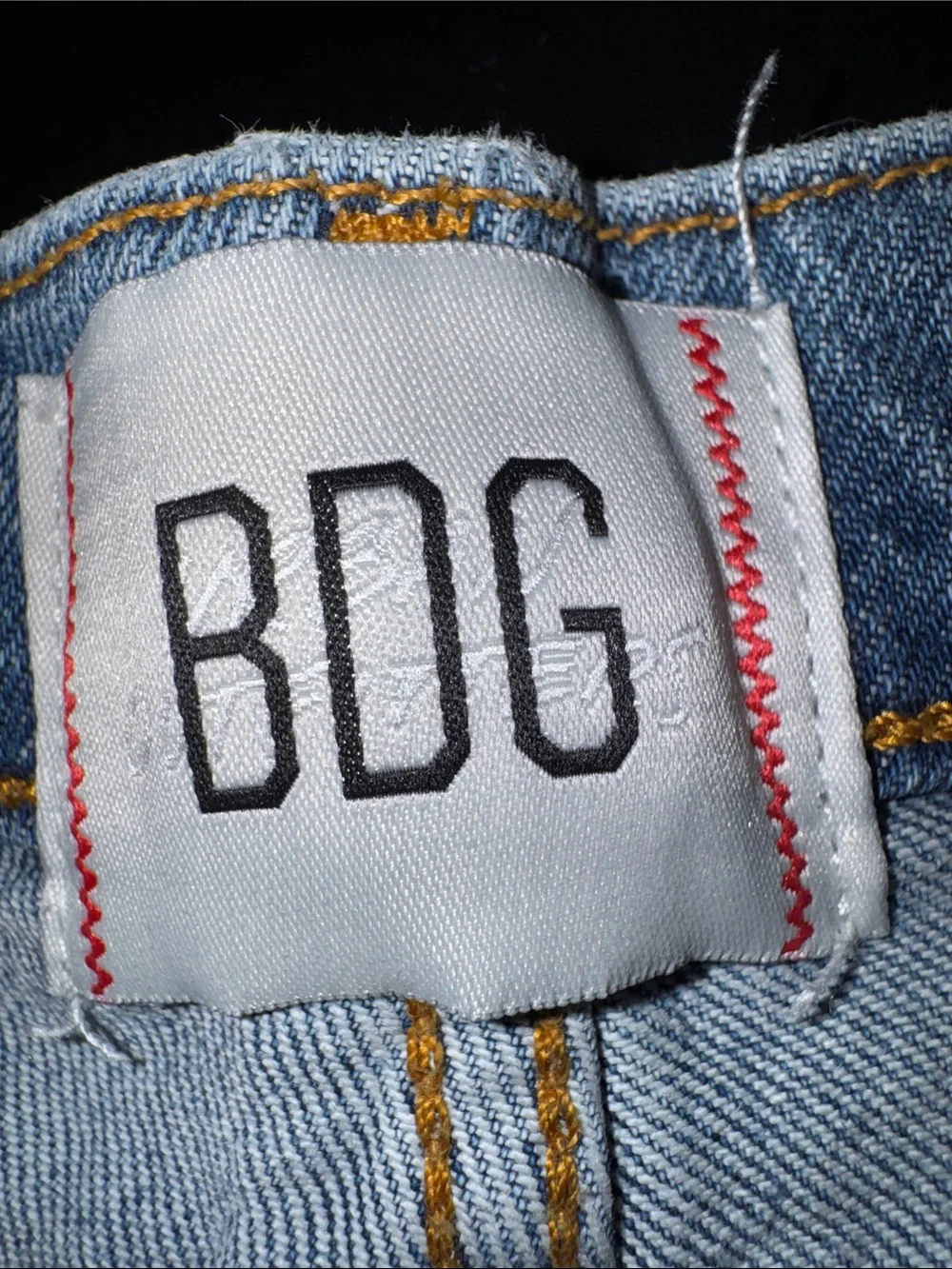 urban outfitters BDG joey mid rise wide leg jeans. size 26. great used condition - Picture 4 of 12